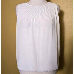 MAX STUDIO Medium White Sleeveless Pleated‎ Silky Scoopneck Tie Back Blouse Top